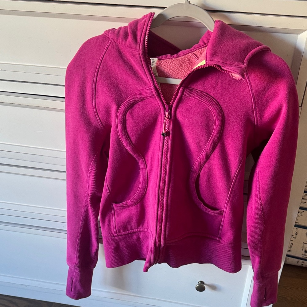 lululemon athletica women’s Fuchsia Scuba Hoodie